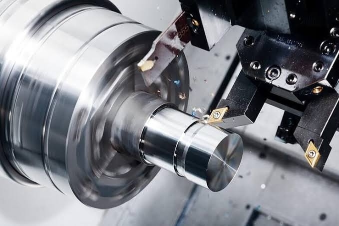CNC Machining Versus Alternative Manufacturing for Different Production Volumes